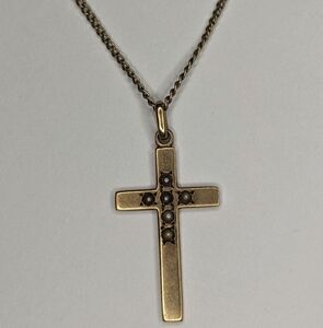 Vintage 12K GF Yellow Gold 5 Seed Pearl Cross Necklace Pendant on Chain Dainty